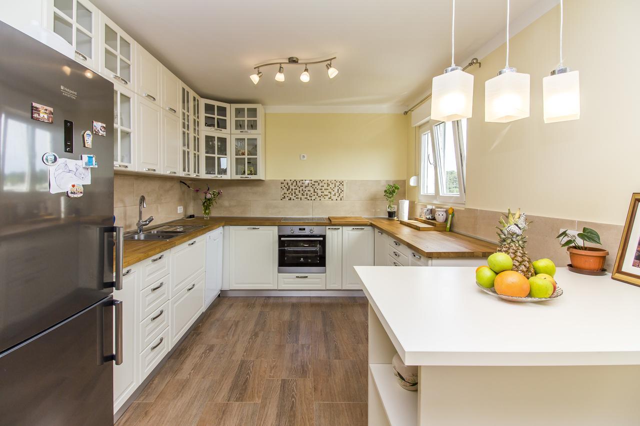 דירות PUY Apartman Maxim מראה חיצוני תמונה