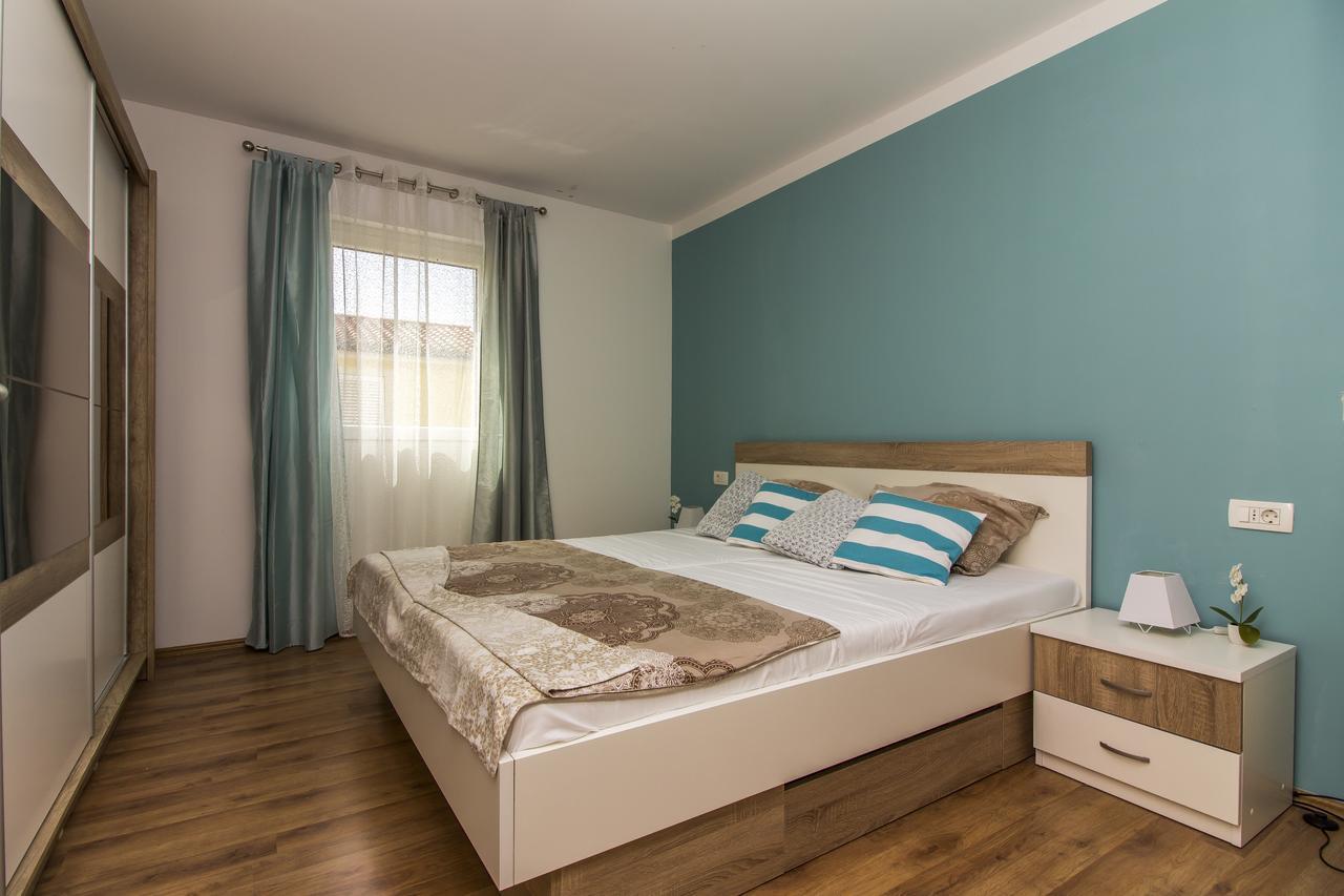 דירות PUY Apartman Maxim מראה חיצוני תמונה